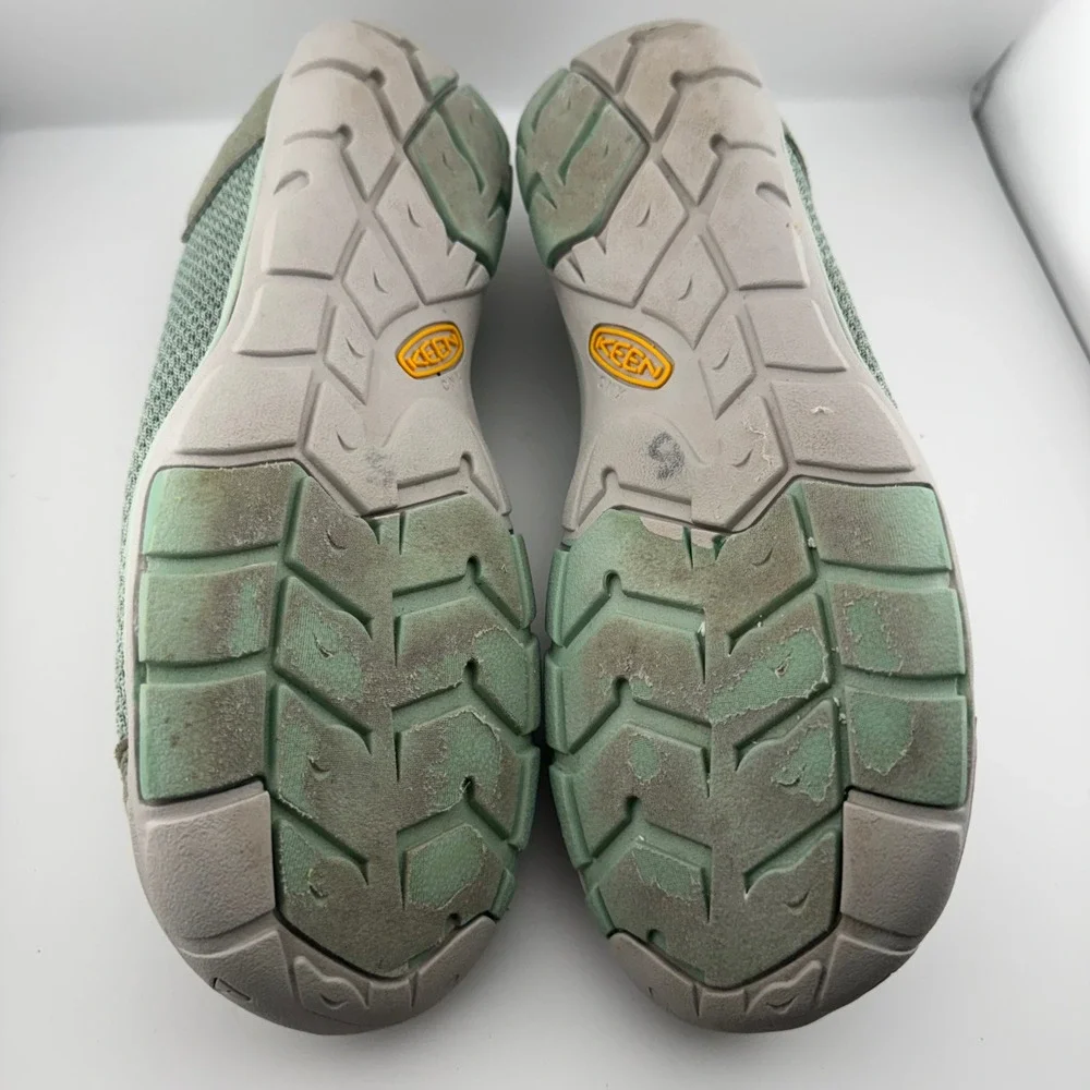 KEEN Lorelai Mesh Sneakers Women 9.5 Green Low Top Walking Shoes 1020372